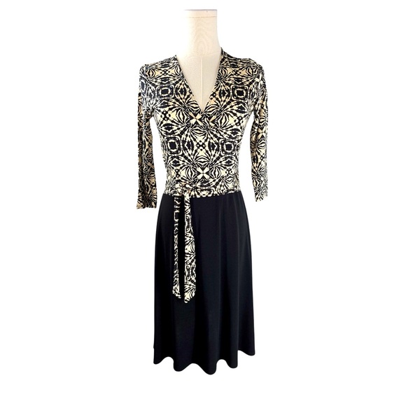 Leota Amandine High Modern Dress W/ Belt Black & Cream Made In USA NY Size S - Picture 1 of 9